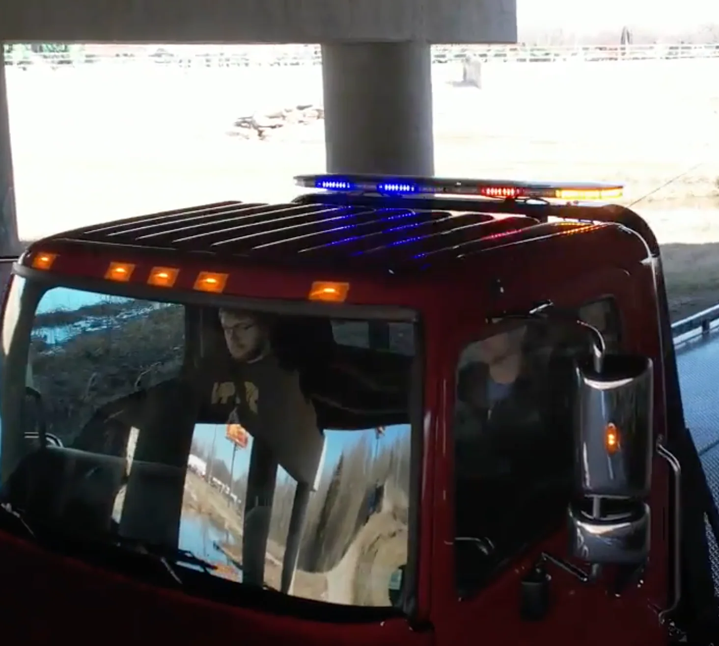 BATP Red / Blue / Clear LED Light Bar - Image 16
